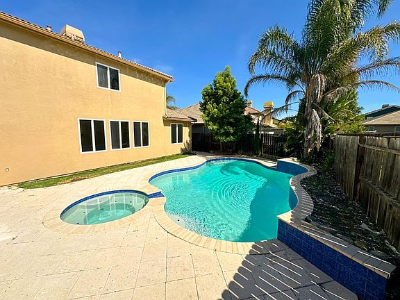 3rd image of 1444 Mendocino Creek Dr
