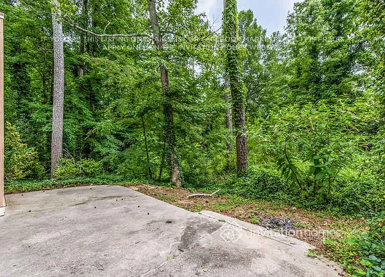 3324 Timber Hollow Ct — Photo 24