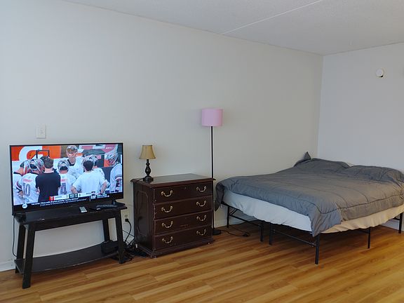 2nd image of 2506 S Ocean Blvd #203