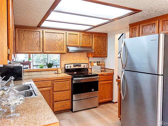 3rd image of 25433 213th Ave SE Unit 49
