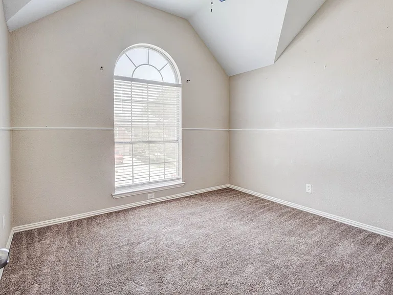 4133 Williams Ct — Photo 15