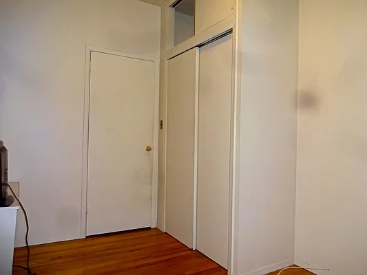 Rented by Prince Real Estate Associates LLC | media 28