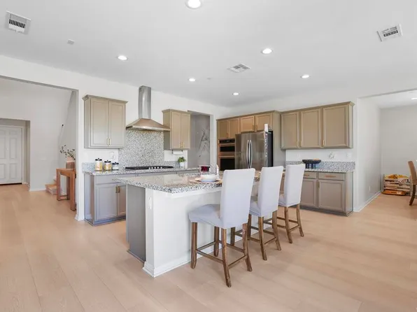 29847 Canary Wood Ct, Menifee, CA 92584