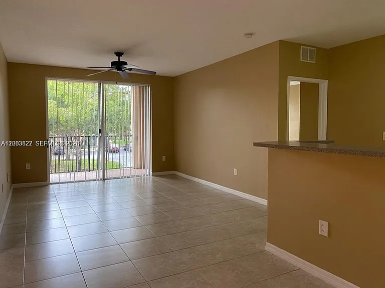 8060 N Nob Hill Rd #203 — Photo 15