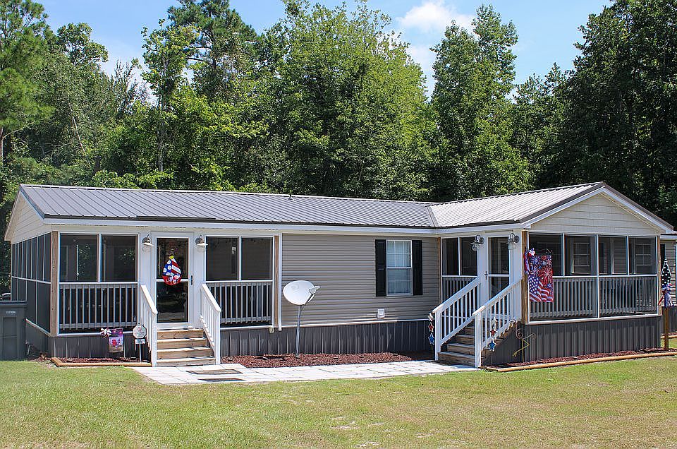 1st image of 85 Lake Park Dr
