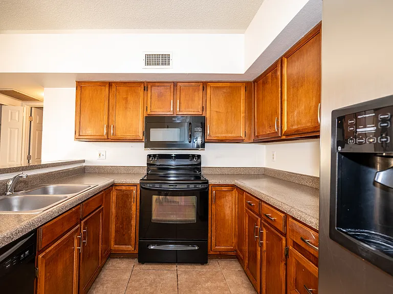 3346 W Starfall Pl — Photo 9