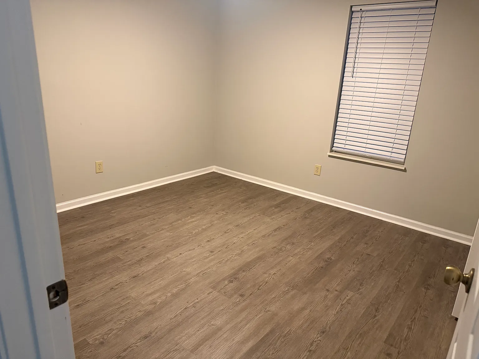 3 bed, 1666 sqft, $2,300 — Photo 4