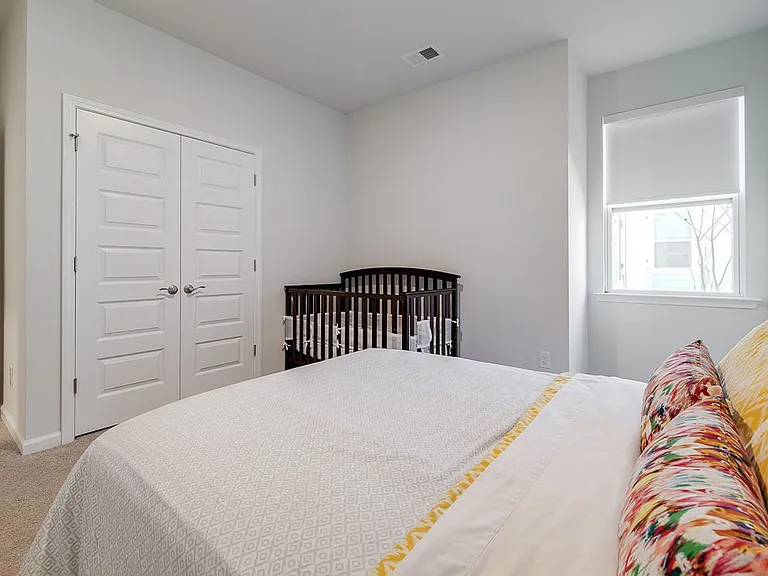 151 Holloway Hl — Photo 21