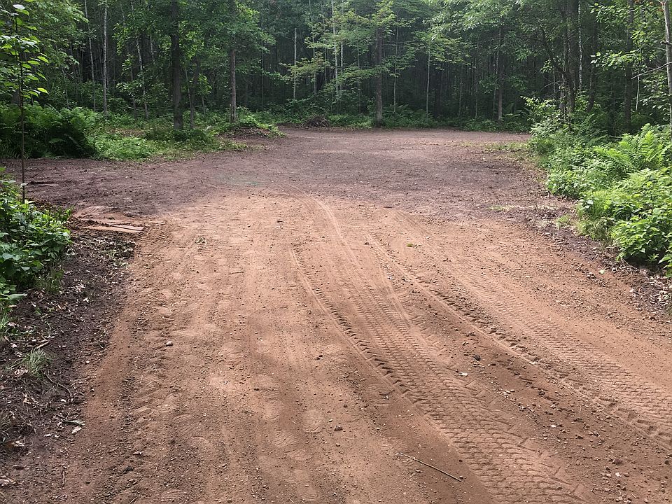 2nd image of 21265 Mill Rd