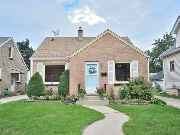 202 E Norwich STREET, Milwaukee, WI 53207