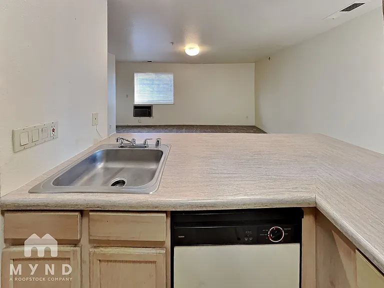 954 Berrum Ln #5-11 — Photo 7