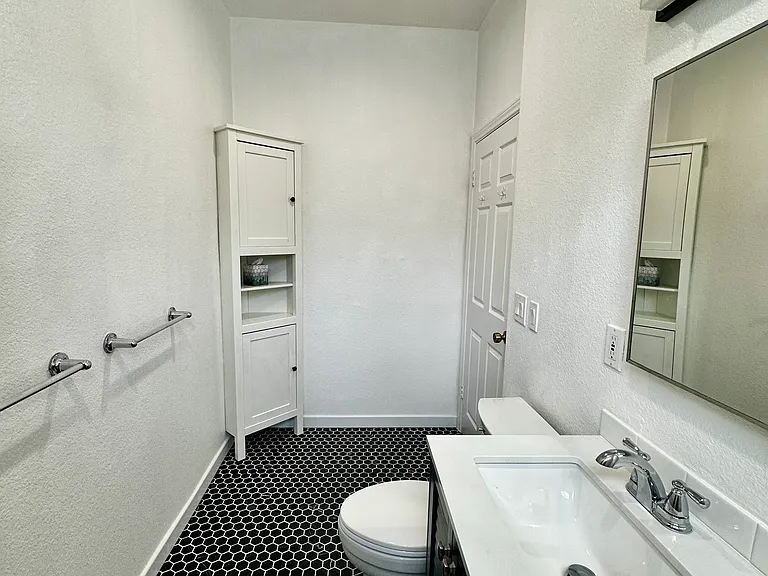 227 N Adams St #6 — Photo 19
