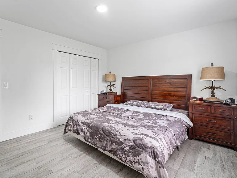 2937 SE Ironton Ave — Photo 13