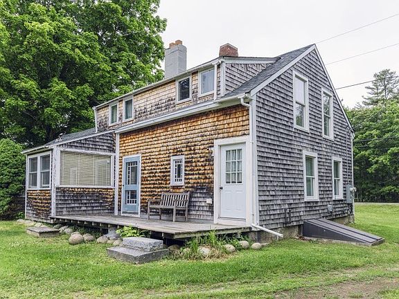 2nd image of 306 Mountain St #2