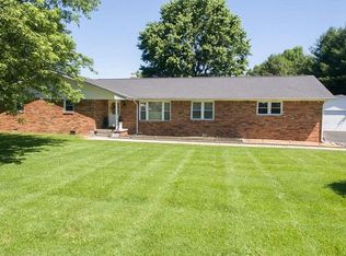 1138 Old Calvert City Rd, Calvert City, KY 42029