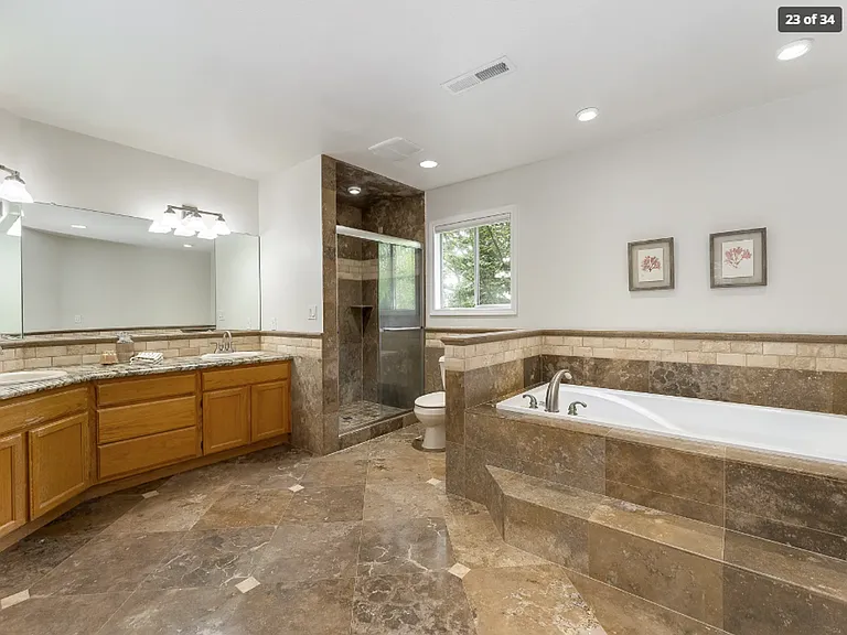 320 NW 163rd Pl — Photo 22