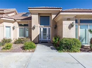 16233 Ridge View Dr, Apple Valley, CA 92307