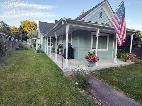 828 N 2nd St, Coeur D Alene, ID 83814