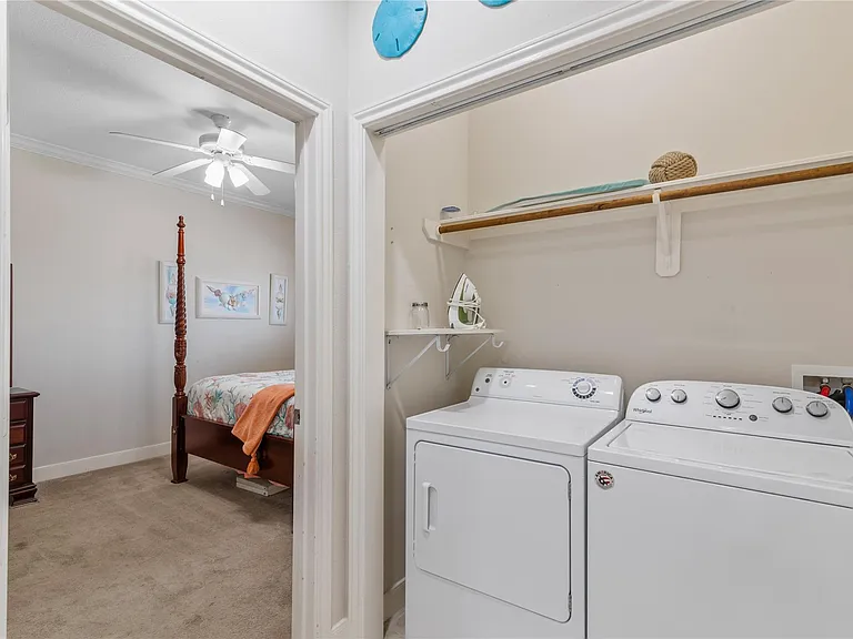 13819 Mutiny Ln — Photo 34