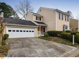4549 Village Oaks Way, Dunwoody, GA 30338