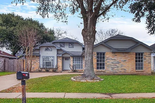 16834 Applecross Ln Photo 1