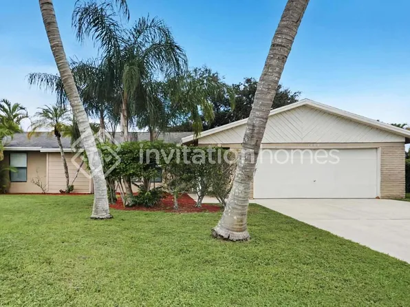 1040 Grandview Cir, Royal Palm Beach, FL 33411