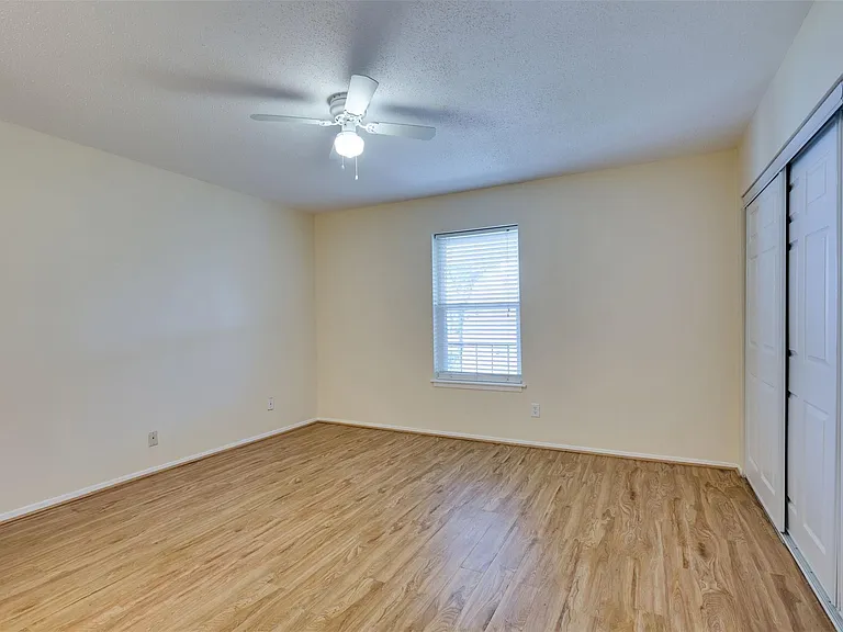 3535 Nasa Pkwy #86 — Photo 5