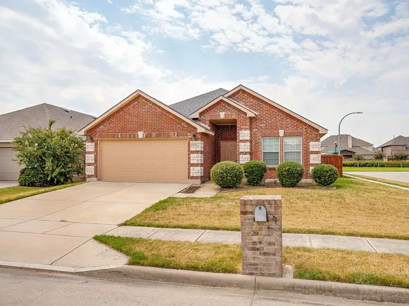 12645 Foxpaw Trl, Fort Worth, TX 76244