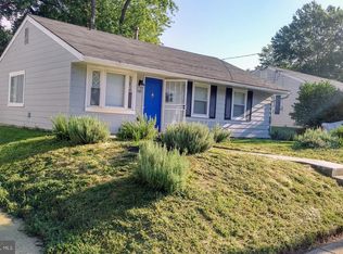 1120 Wentworth Dr, Oxon Hill, MD 20745