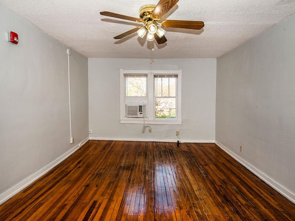 1st image of 706 Chickamauga Ave APT 11