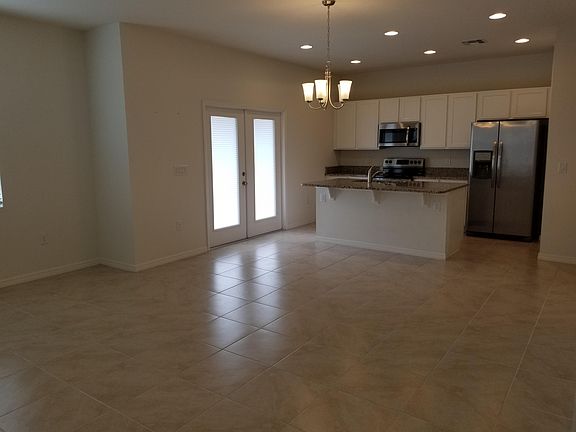 5th image of 1659 Stowers St #1