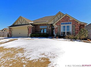 4692 E 145th Pl, Bixby, OK 74008