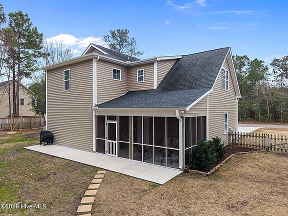 3rd image of 893 Dan Owen Drive