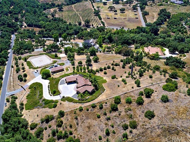 1st image of 25300 Terreno Dr