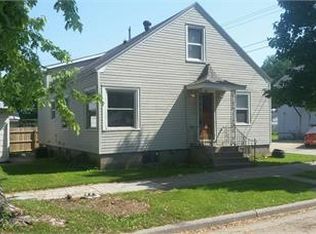 1011 Adams St, La Crosse, WI 54601