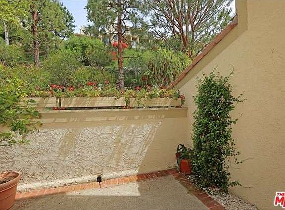 5th image of 17103 Palisades Cir