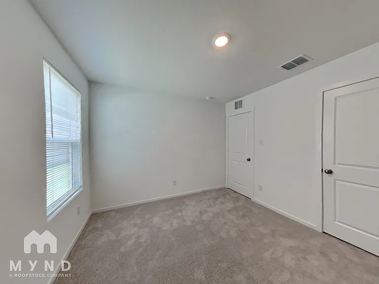 1267 Hackberry Trl — Photo 16