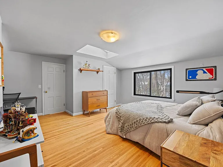 25 Brookwood Rd #HOUSE — Photo 32