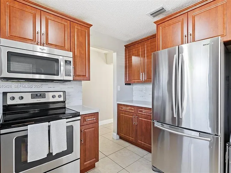 4119 Coral Springs Dr #C6 — Photo 7