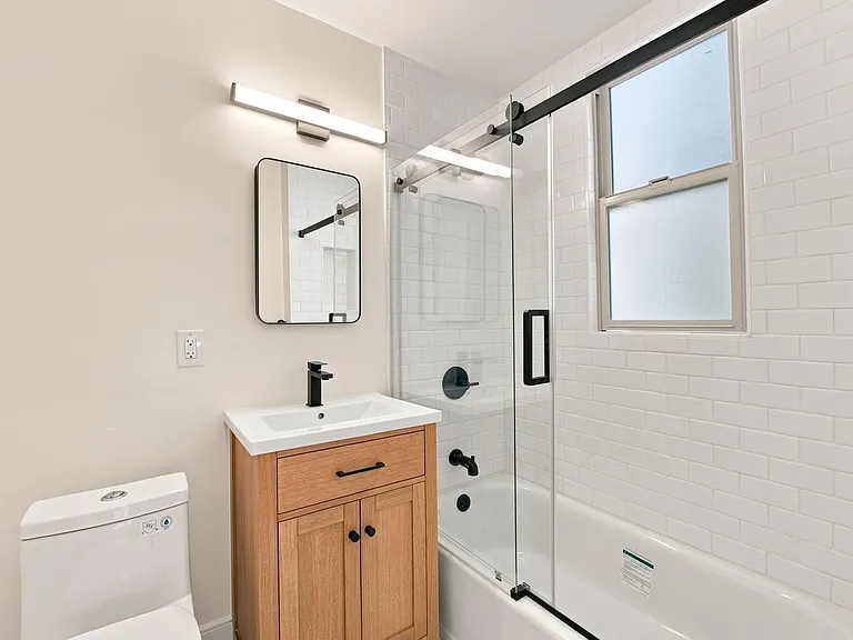 1734 Greenwich St #2 — Photo 14