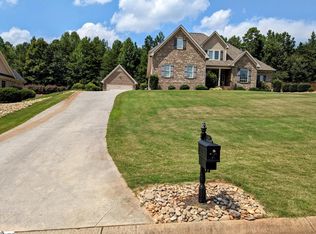 114 Lantern Ridge Dr, Easley, SC 29642