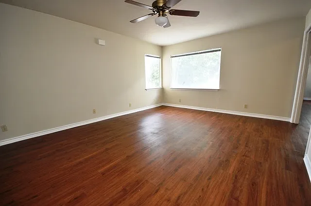 824 Terrell Rd — Photo 5