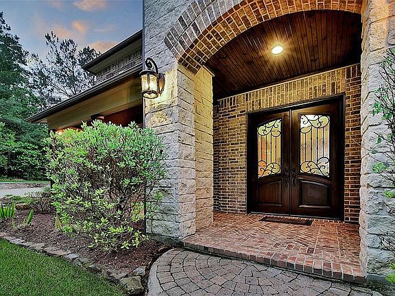 3rd image of 13213 Royal Hill Ct