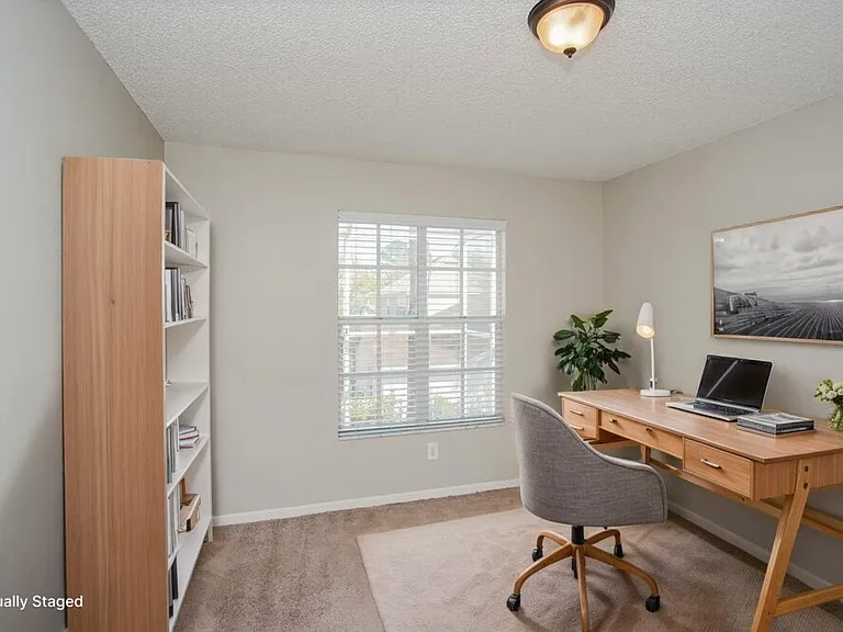 17703 Parkway Green Ln — Photo 15
