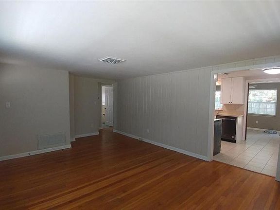 3rd image of 1271 Sedeeva Cir N