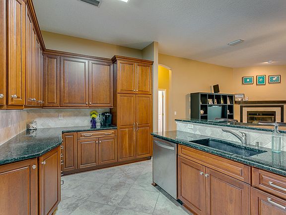5th image of 14564 Harewood Ct