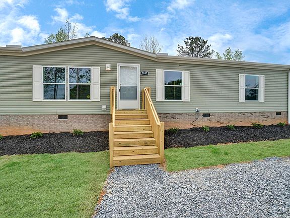 3rd image of 2047 Flat Rock Rd