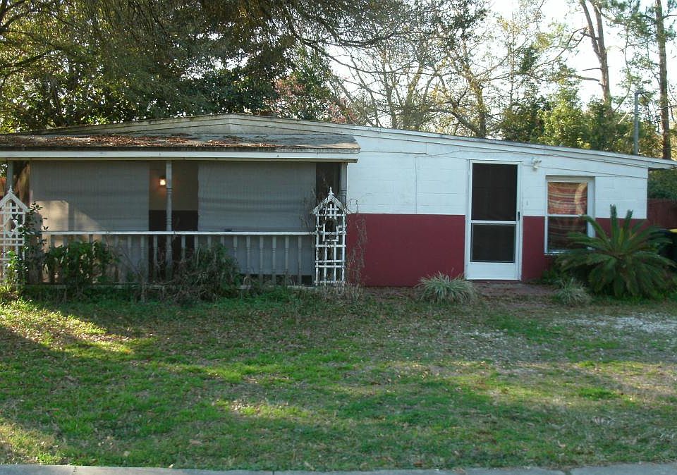 1st image of 1850 Brookview Dr S
