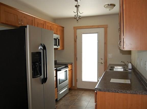 4th image of 605 Sunrise Ct