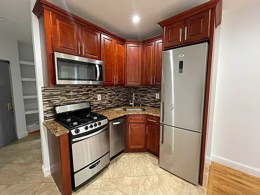 Rented by EXR | media 23